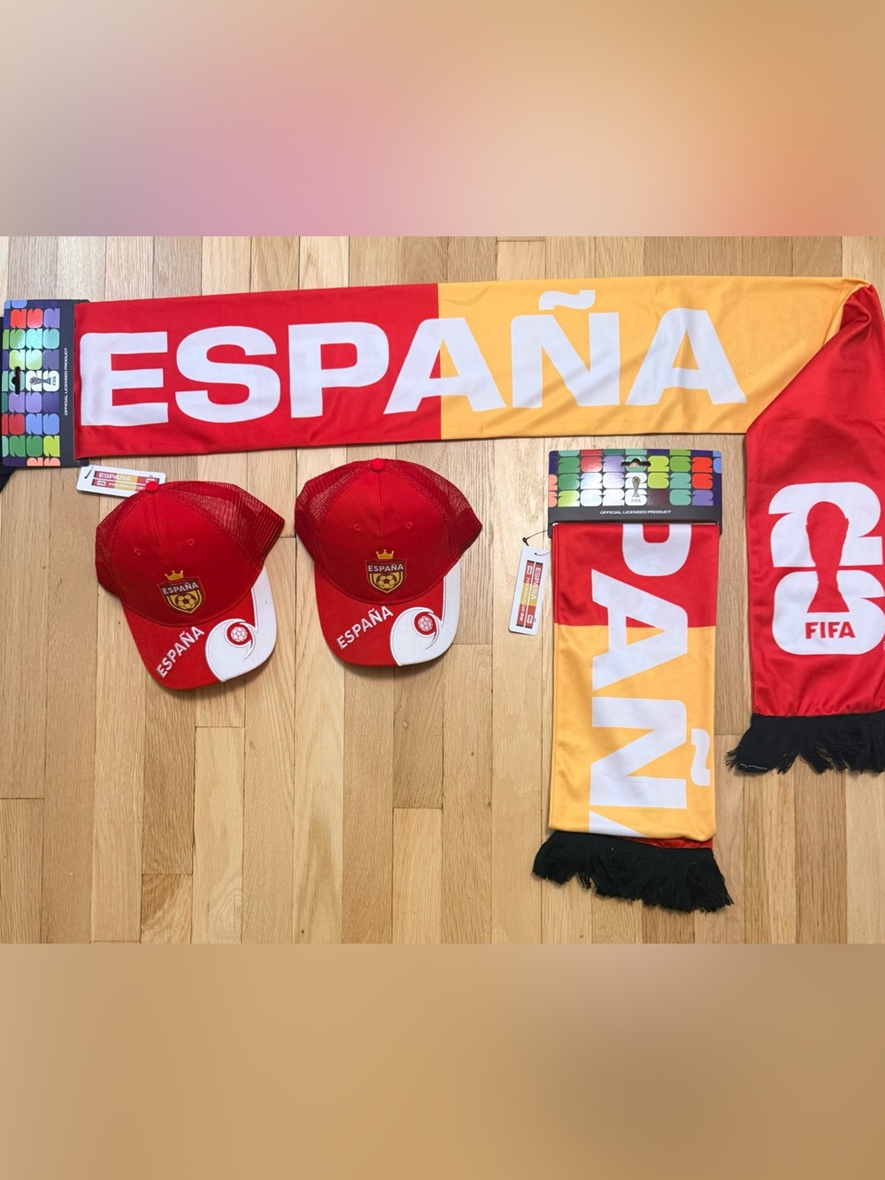 España Spain Soccer Fan Pack - Team Hats (2) and Fifa Scarfs (2) - NEW